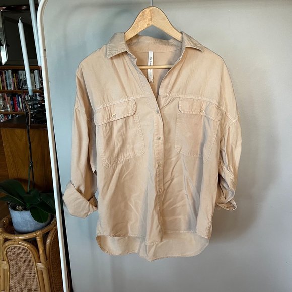 Aritzia / The Group by Babaton / Button Up / Tan / Size M - Picture 1 of 2